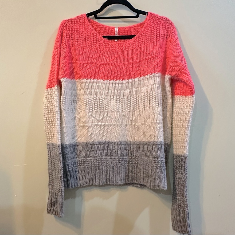Willow & Clay Women’s Knitted Sweater